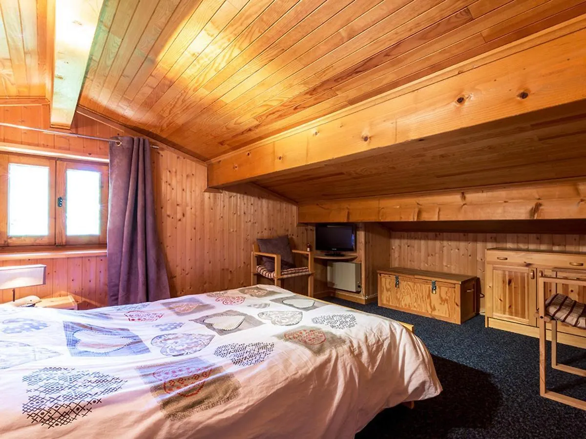 Apartment Appartement La Clusaz, 4 Pieces, 6 Personnes - Fr-1-437-54